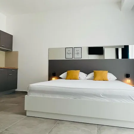 Apartment Avis