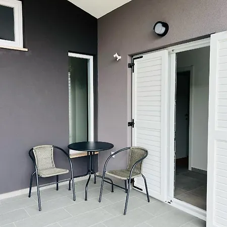 Apartment Avis Selce