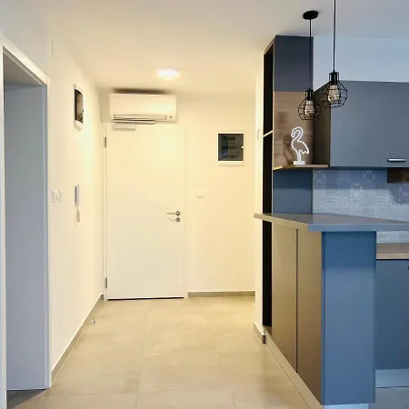 Avis Apartment Selce