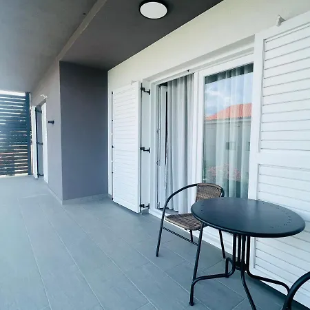 Avis Apartament